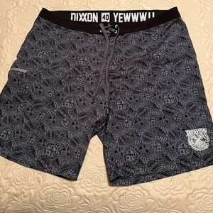 Dixxon board shorts
